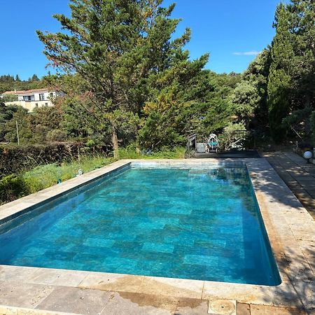 Gite 2 Chambres Avec Piscine Sernhac Exteriér fotografie