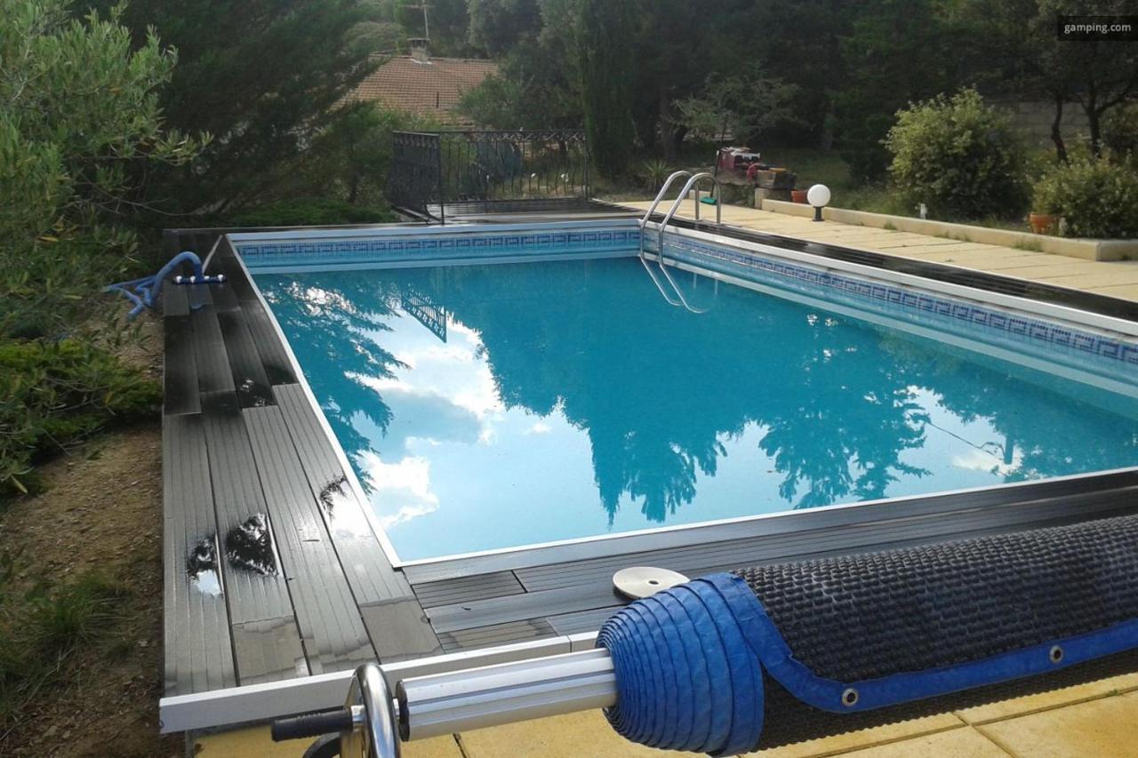 Gite 2 Chambres Avec Piscine Sernhac Exteriér fotografie